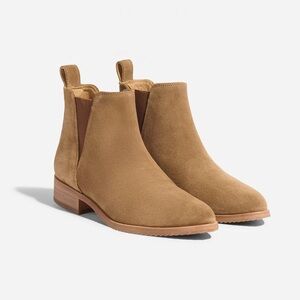 Eva Everyday Suede Chelsea Boot